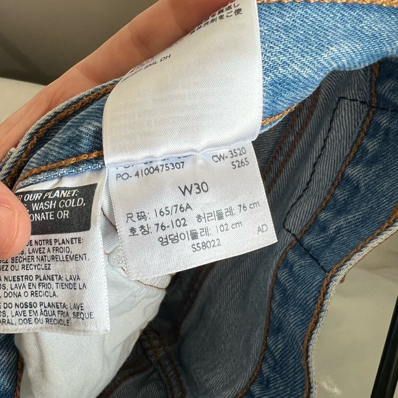 Levi's 501 Original Fit High Rise Women's Shorts - Picture 3 of 4